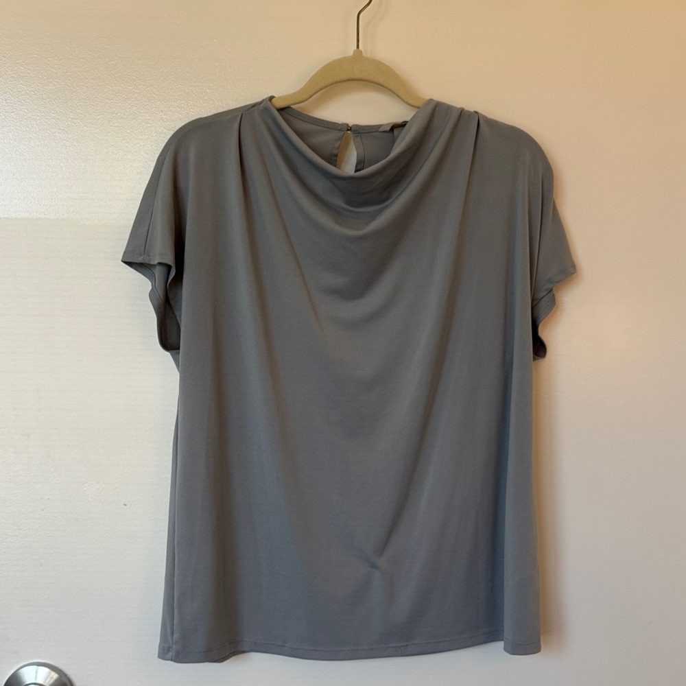 H&M Gray Short Sleeve Women's Top